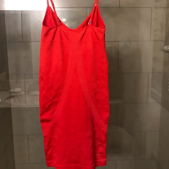 BEBE Red Shinny Seamless Mini Dress Ribbed & Bandage Detail Adj Spaghetti Strap - Picture 6 of 12
